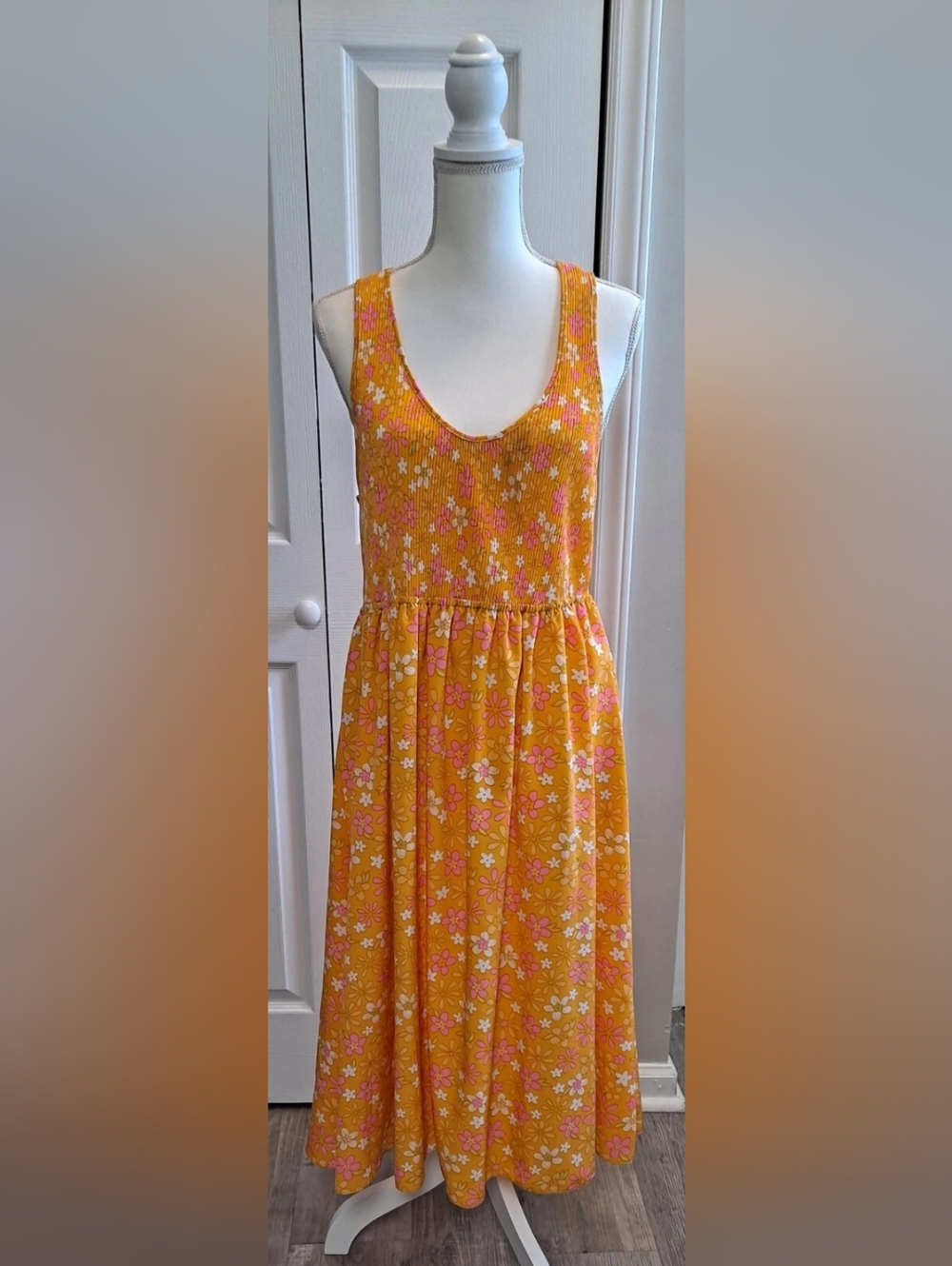 Sleeveless Yellow Floral Maxi Dress